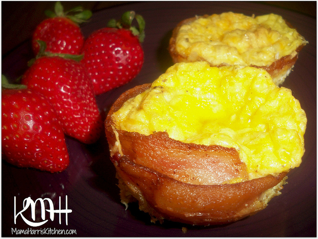 Easy Bacon and Egg Cups
