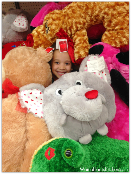 Hallmark Rewards #ValentineCards #shop #cbias 13.1