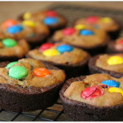 Pumpkin Brookies with M&M’s – Inspired by Superheroes