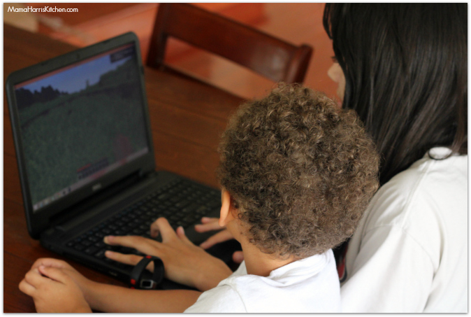 Gameband: The Perfect Gift for Minecraft Fans! #GameOnTheGo #ad - Mama Harris' Kitchen