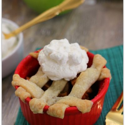 Mini Pear Apple Pie
