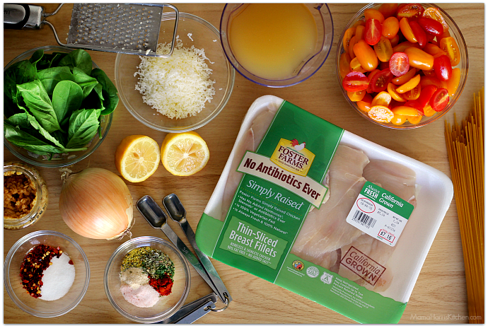 Dinner is ready in a flash with this one pot chicken veggie spaghetti #NewComfortFood AD | Mama Harris' Kitchen